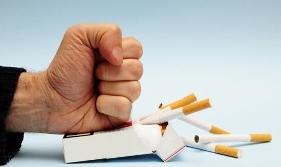 Přestat kouřit zabrání bolesti kloubů prstů